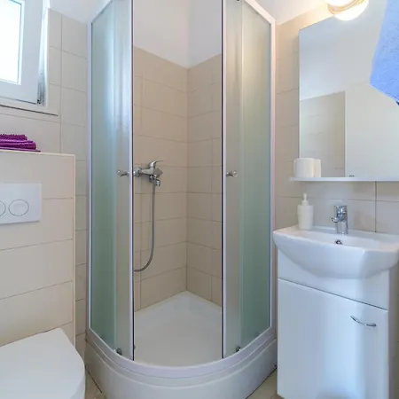 Bay, Heated Pool, 8 Persons Villa