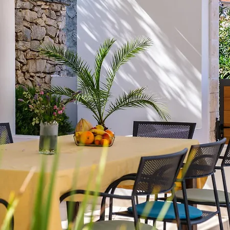 Heated Pool Villa, Sea View, 4 Bedrooms, Near Beach, Bay *