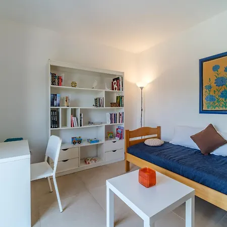 Villa Bay, Heated Pool, 8 Persons *