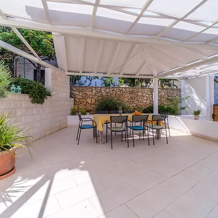 Bay, Heated Pool, 8 Persons Villa