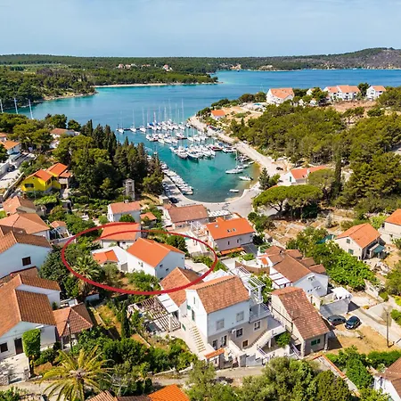 Heated Pool Villa, Sea View, 4 Bedrooms, Near Beach, Bay Villa